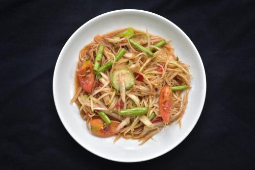 green-papaya-salad-6629782_1280